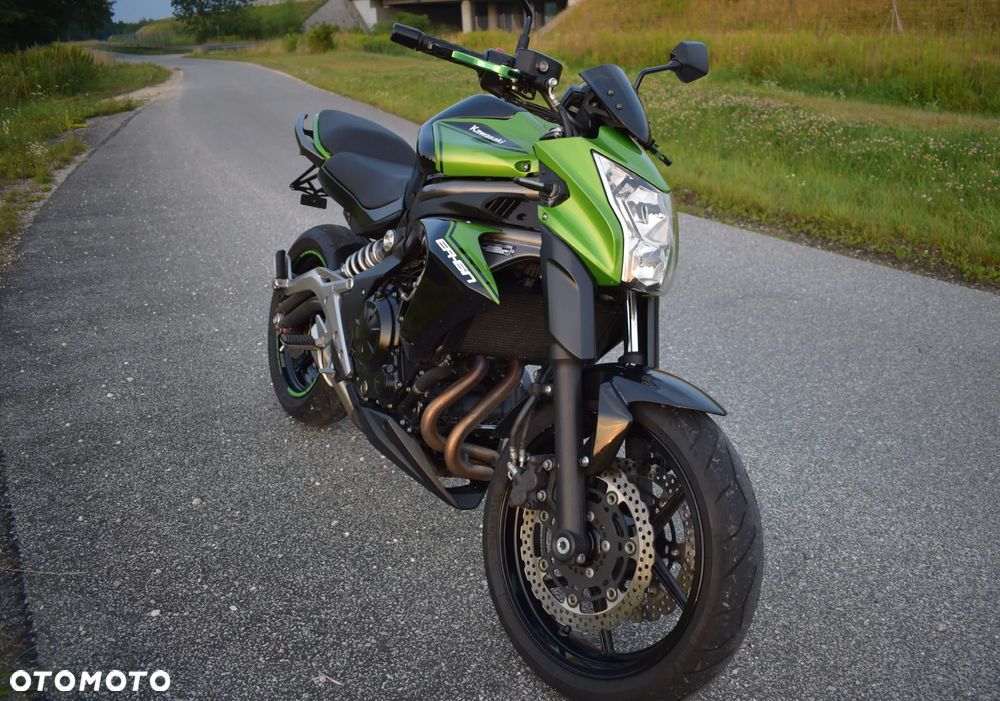 Kawasaki ER - 25