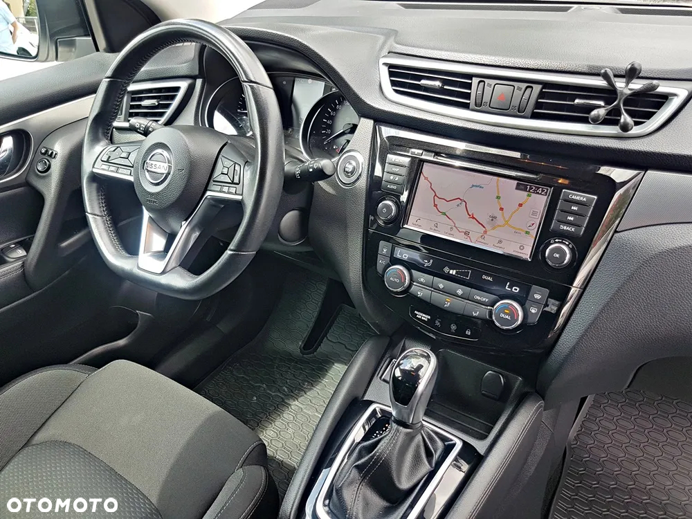 Nissan Qashqai 1.3 DIG-T DCT TEKNA+ - 23