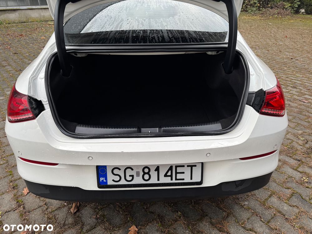 Mercedes-Benz CLA 180 Edition 1 7G-DCT - 21