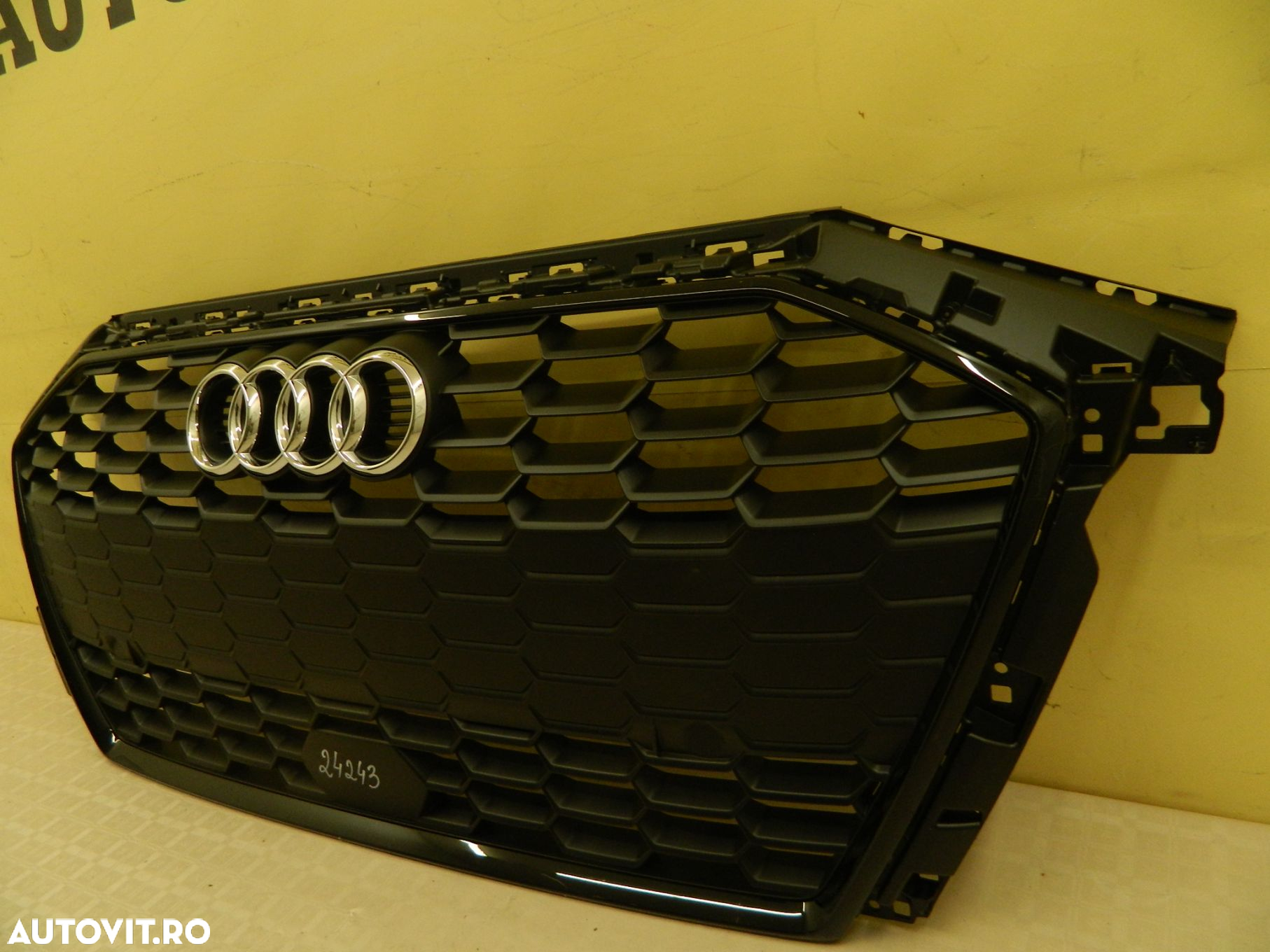 Grila radiator Audi A3 8Y  S-Line,2020, 2021, 2022, 2023, 2024, cod origine 8Y0853651B. - 4