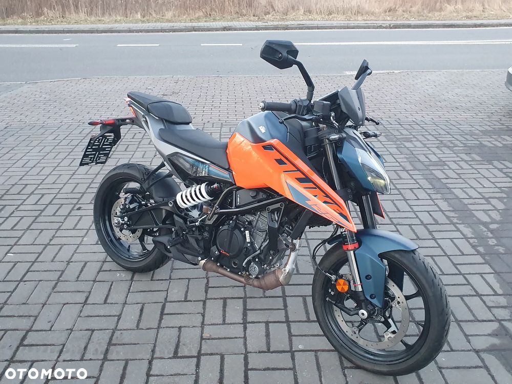 KTM Duke - 13