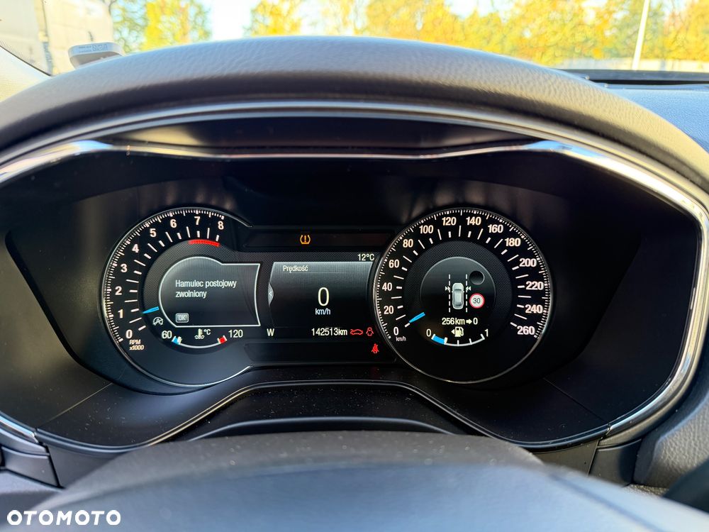 Ford Mondeo - 25