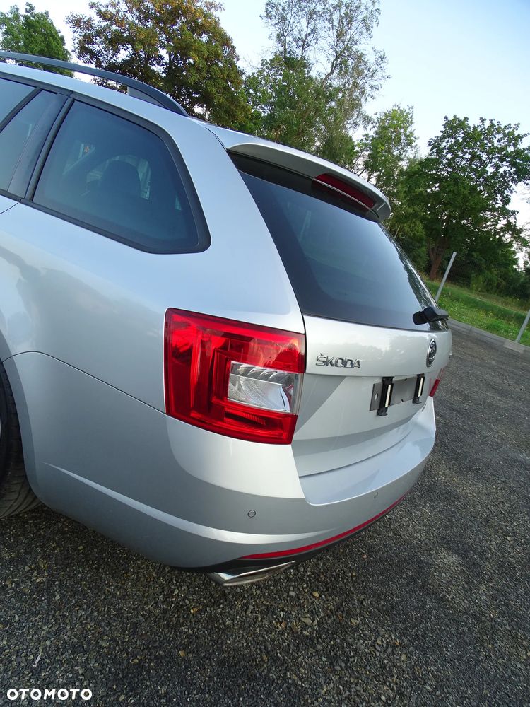 Skoda Octavia 2.0 TDI RS - 16