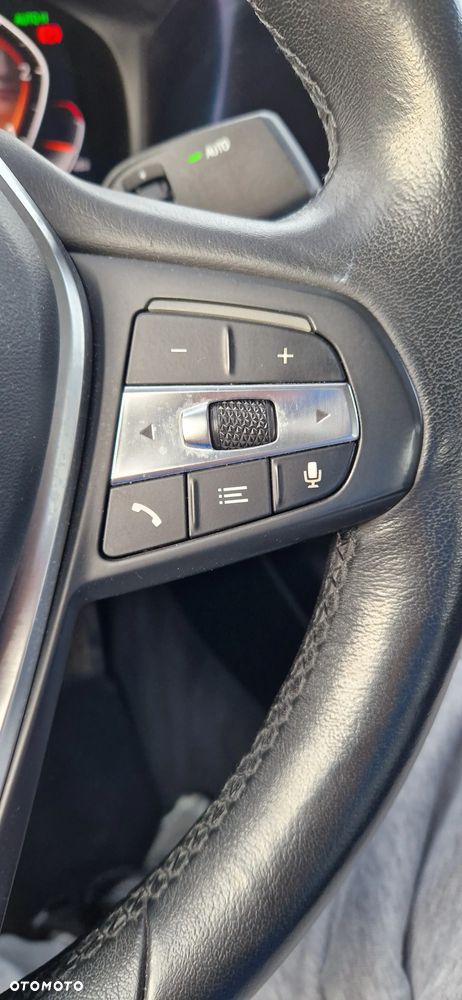 BMW Seria 3 320d xDrive Luxury Line - 15