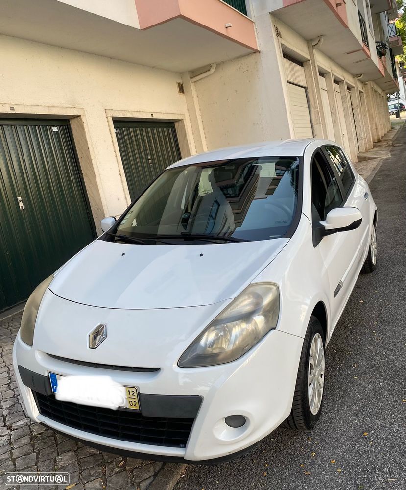 Renault Clio 1.2 16V Confort 130g - 3