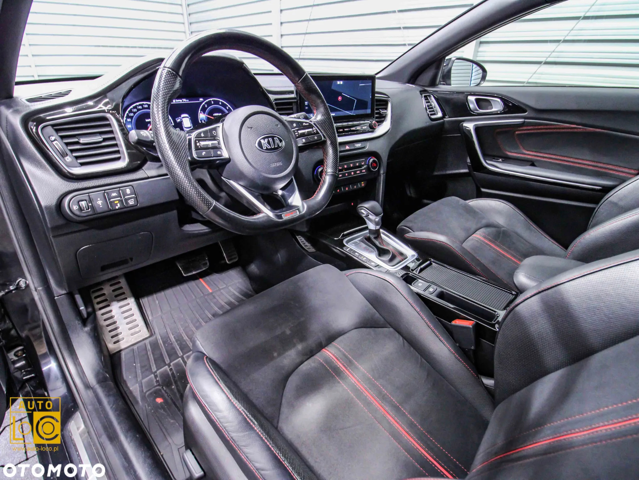 Kia ProCeed 1.6 T-GDI GT DCT - 18