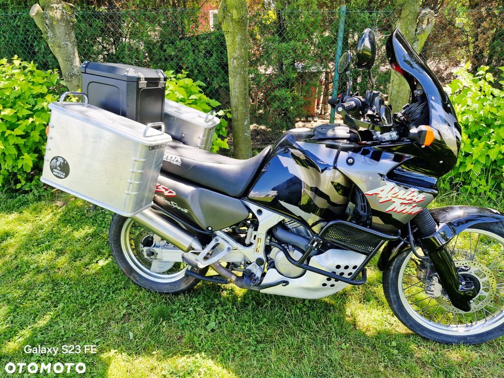 Honda XRV - 32