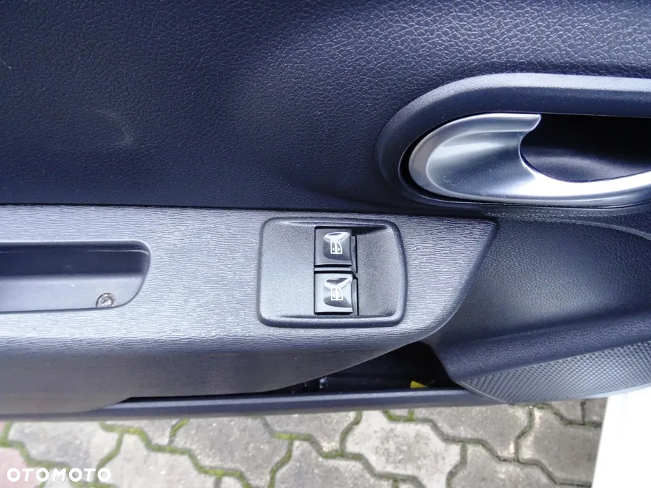 Dacia Dokker 1.5 Blue dCi Laureate - 19