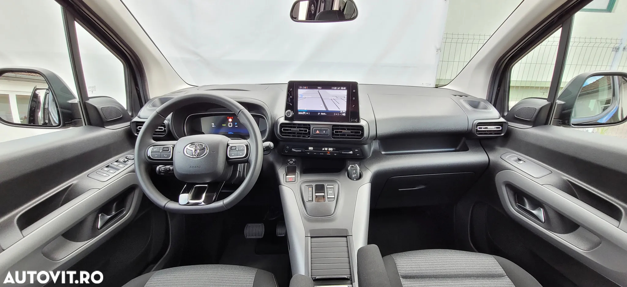 Toyota Proace City Verso Electric 100KW/136 CP 50KWH L2H1 6+1 Family+ - 14