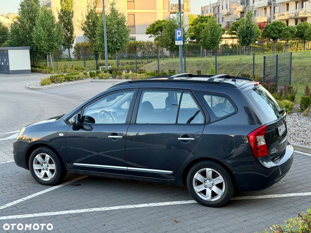 Kia Carens 2.0 CVVT EX - 4