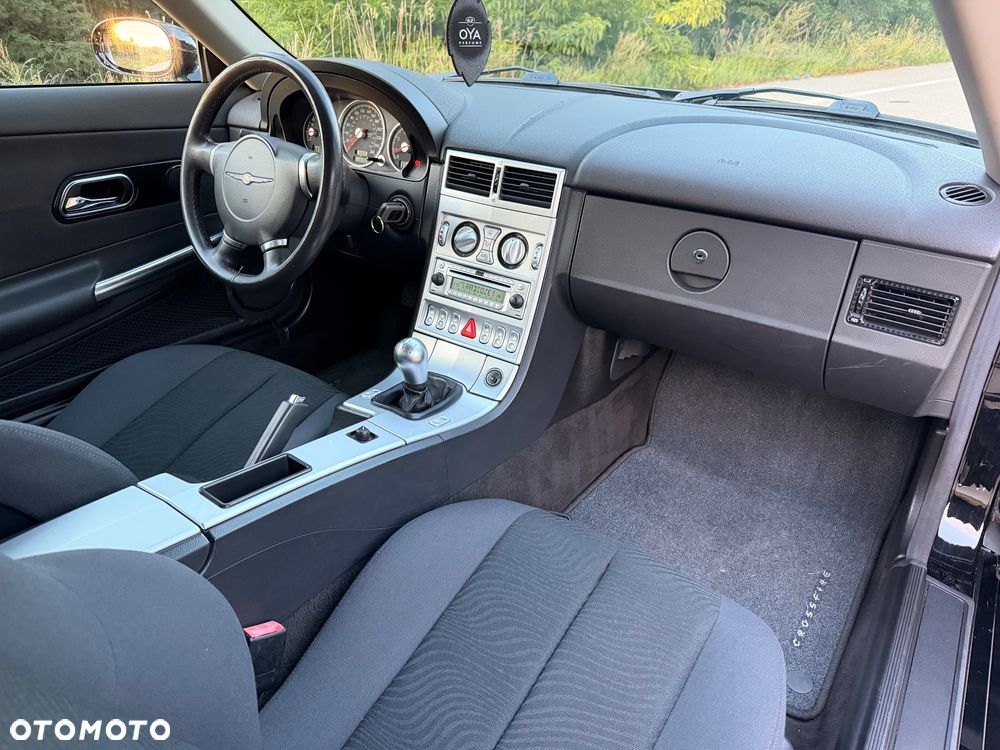 Chrysler Crossfire - 19