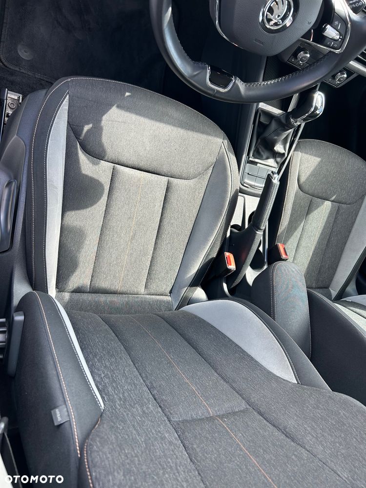 Skoda Kamiq 1.0 TSI Style DSG - 23