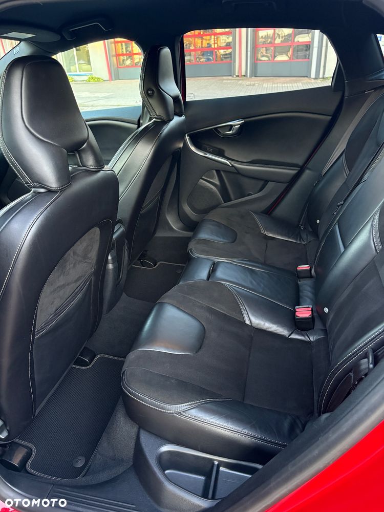 Volvo V40 - 14