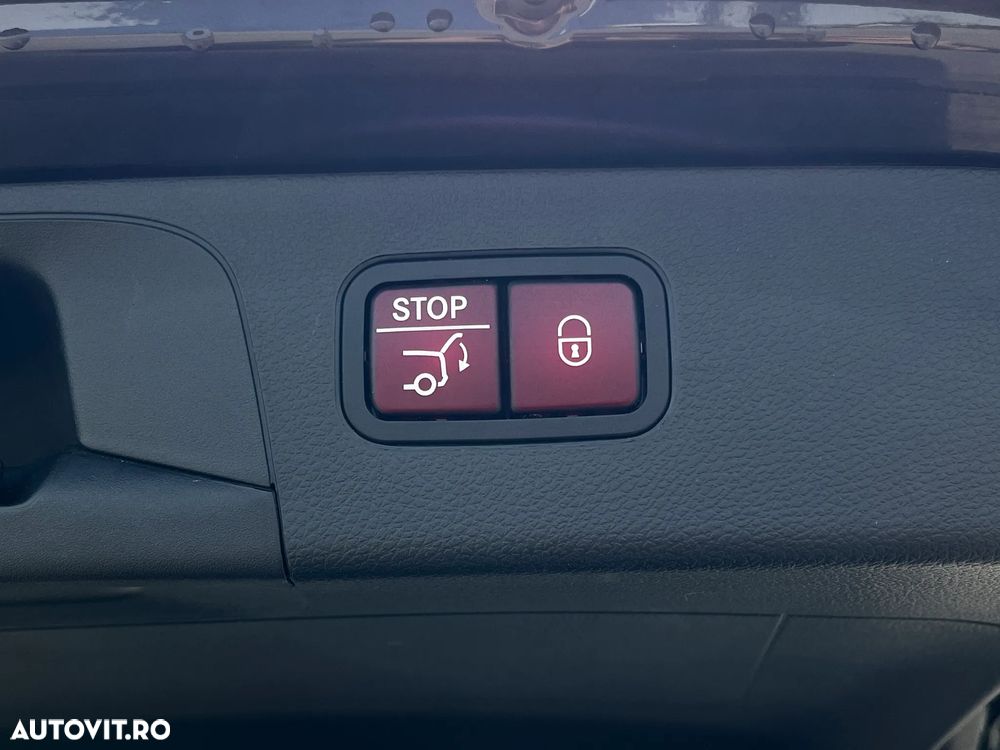 Mercedes-Benz GLC 220 d 4MATIC - 33