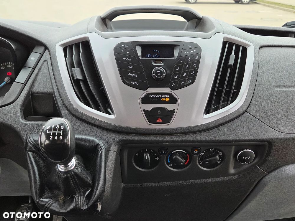 Ford Transit - 35