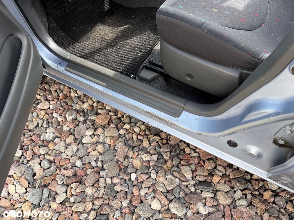 Suzuki Alto 1.1 GL - 19