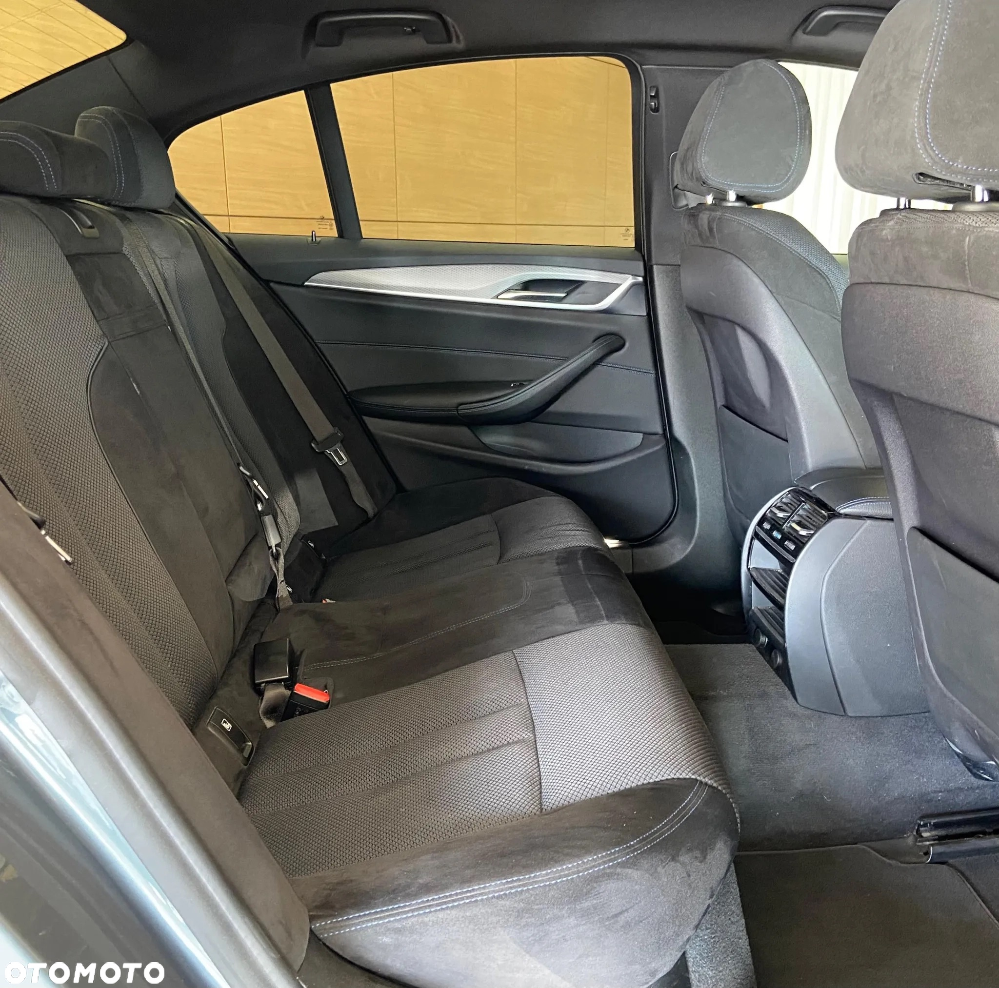 BMW Seria 5 518d Sport Line sport - 14
