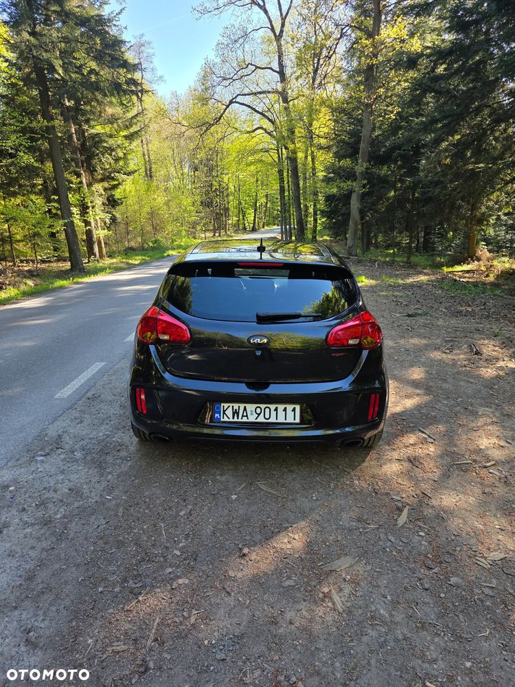 Kia Ceed 1.6 T-GDI GT L - 10