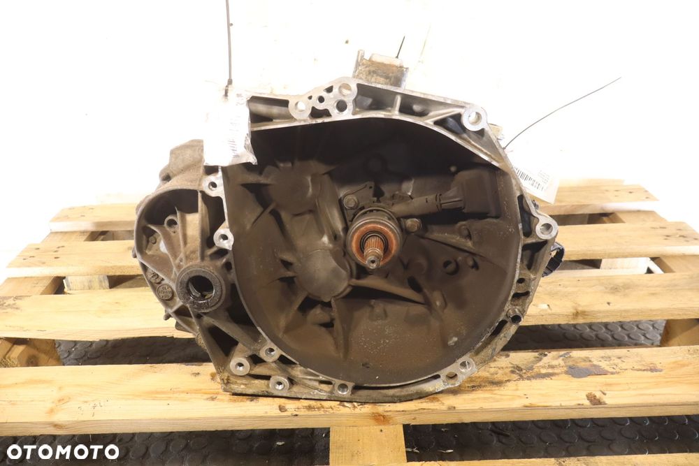 SKRZYNIA BIEGÓW 6 BIEGOWA PEUGEOT 308 II 1.2 20EA52 - 1