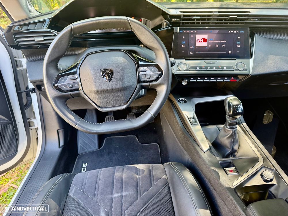 Peugeot 308 1.2 PureTech Allure Pack - 38