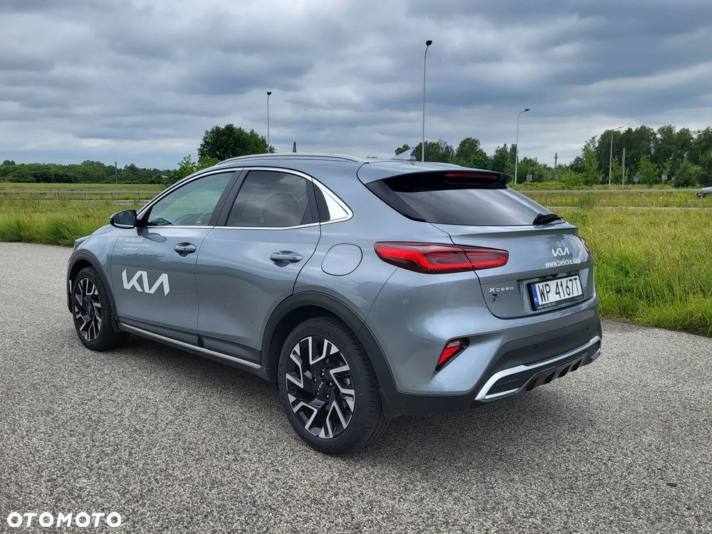 Kia XCeed 1.5 T-GDI Business Line DCT - 4