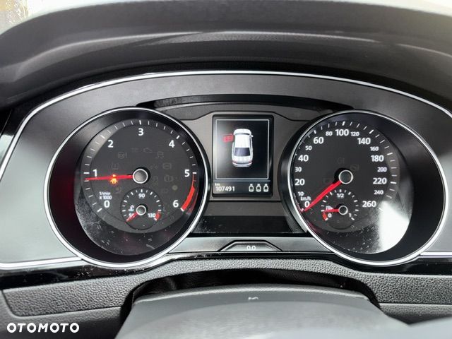 Volkswagen Passat 2.0 TDI Elegance DSG - 13