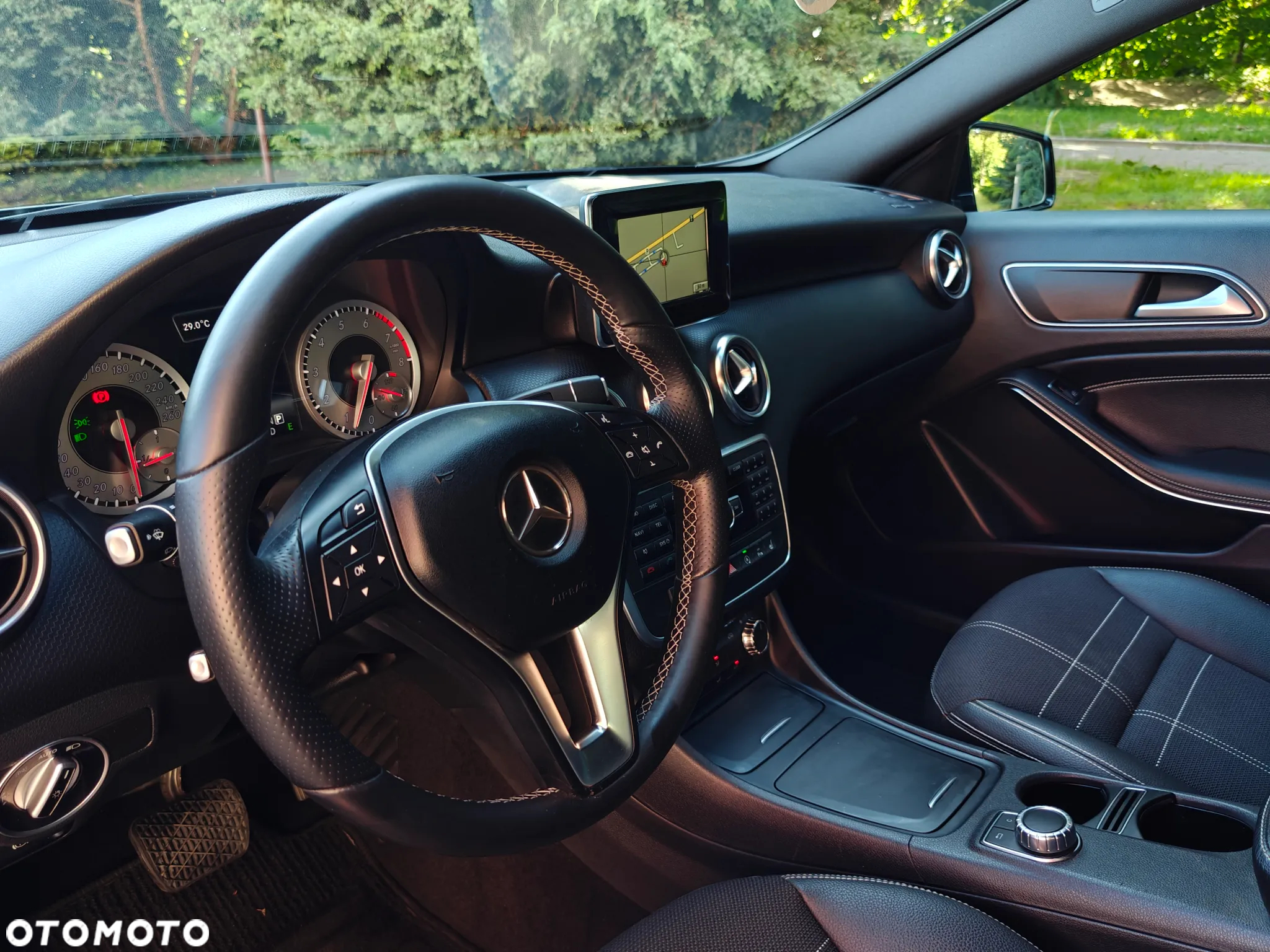 Mercedes-Benz Klasa A 180 (BlueEFFICIENCY) 7G-DCT Urban - 6