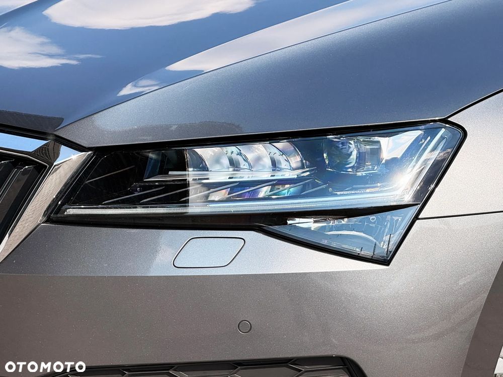Skoda Superb 2.0 TSI Style DSG - 8