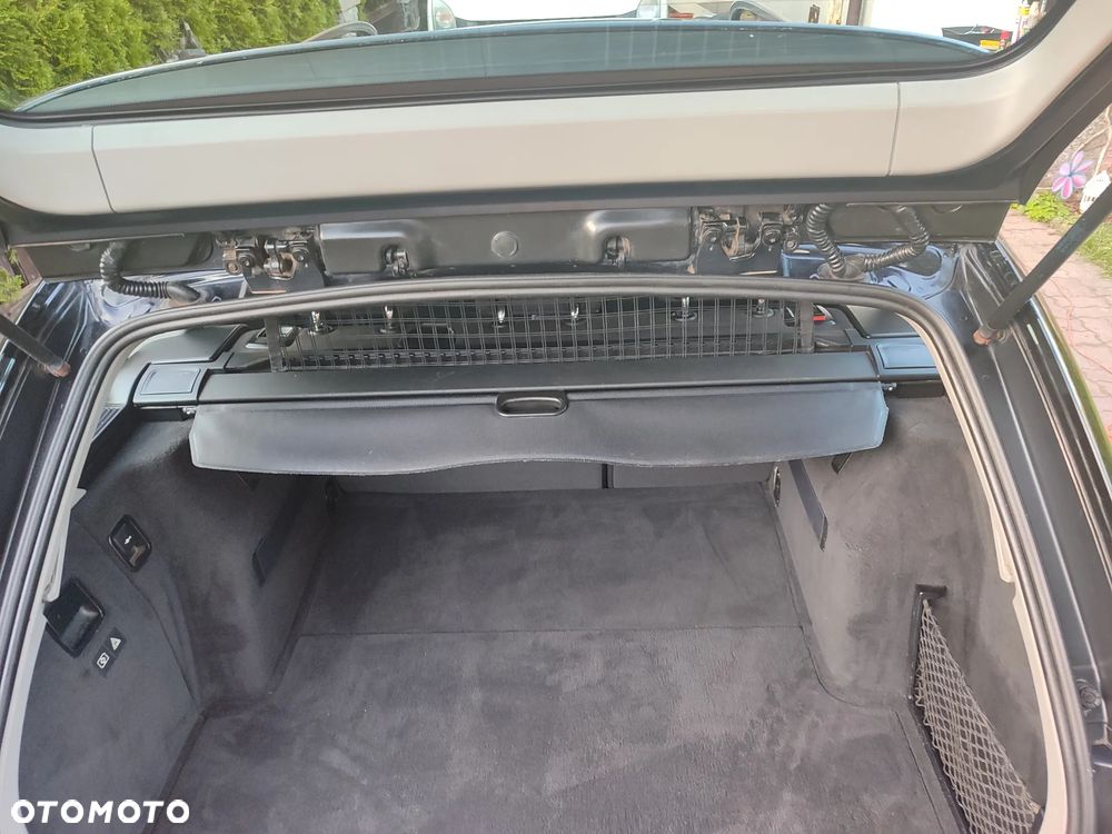 BMW Seria 3 320d - 32