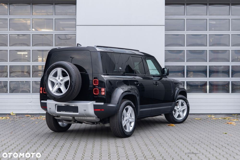 Land Rover Defender - 6