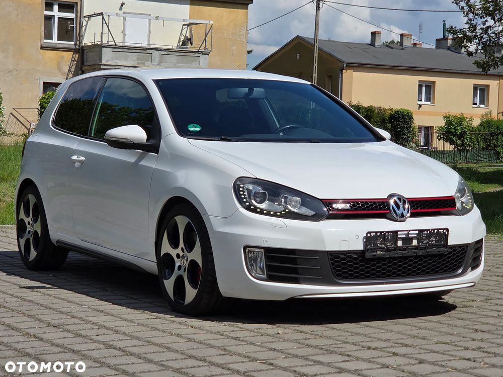 Volkswagen Golf 2.0 GTI - 9