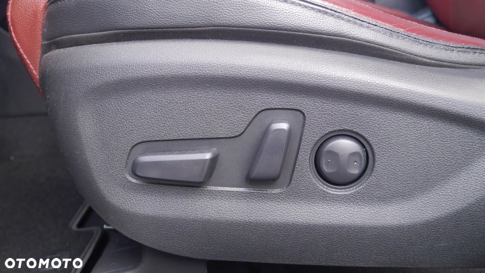 Hyundai Tucson blue 1.6 CRDi 2WD DCT Premium - 35