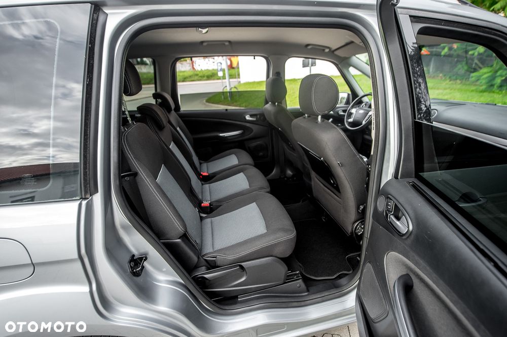 Ford Galaxy 2.0 FF Ghia - 17