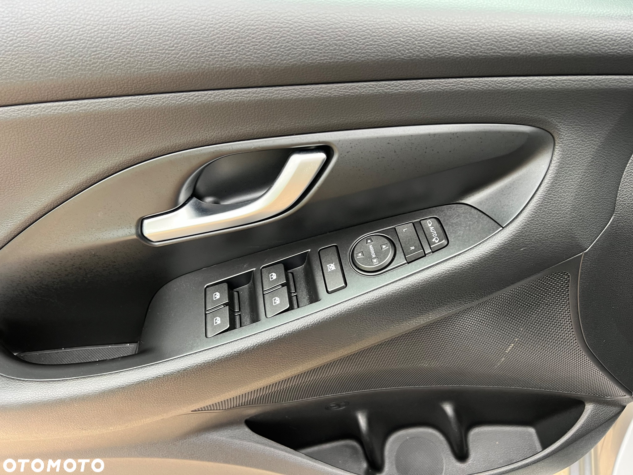 Hyundai i30 1.6 D Comfort - 36