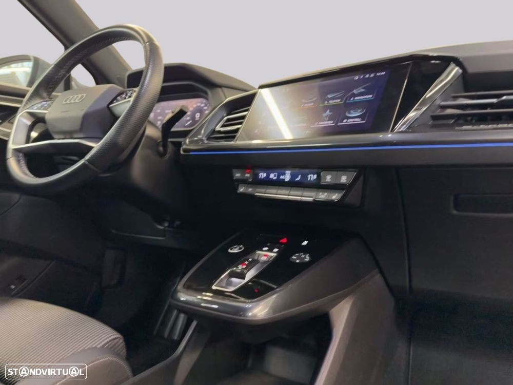 Audi Q4 e-tron - 9