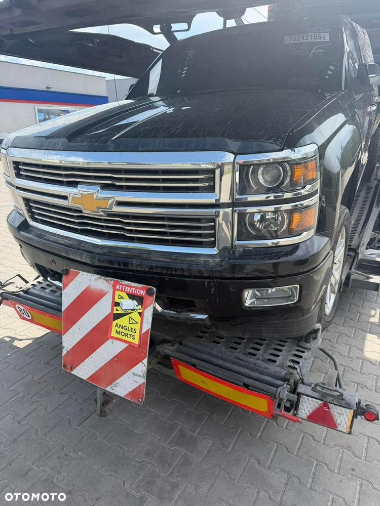 Chevrolet Silverado - 8
