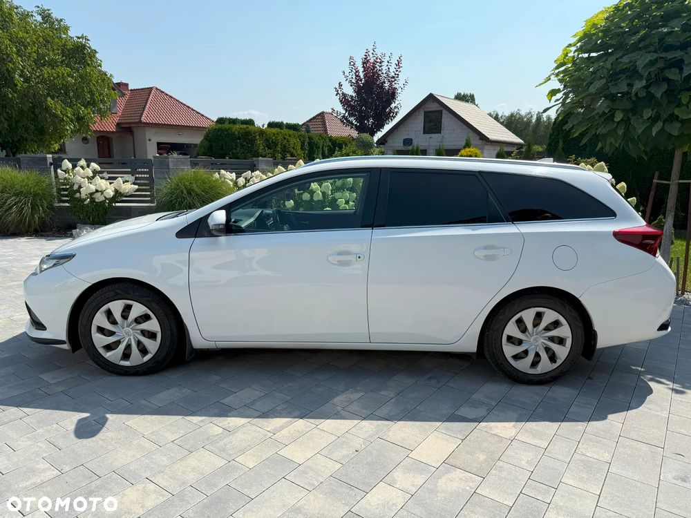 Toyota Auris 1.6 D-4D Dynamic - 6