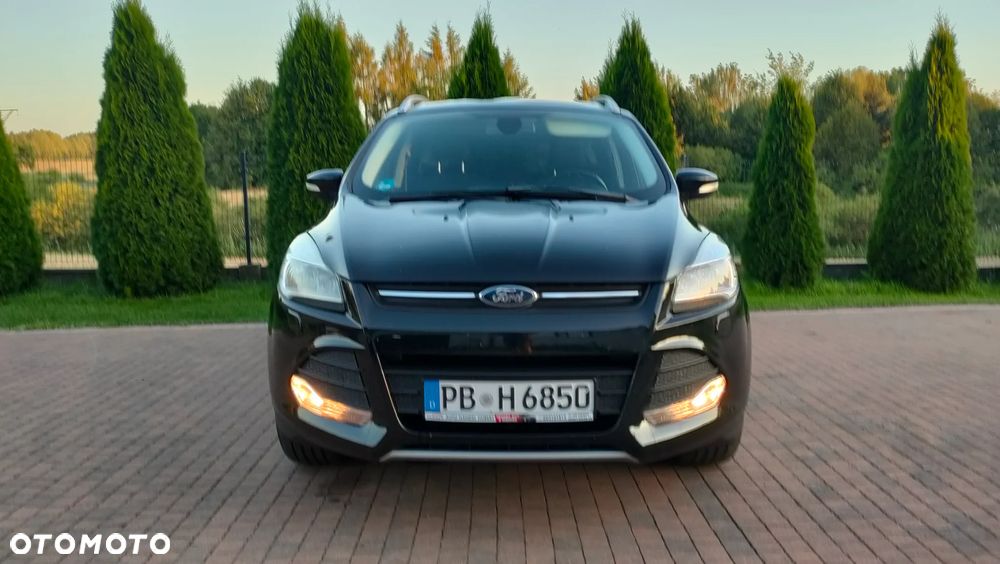 Ford Kuga 1.6 EcoBoost 2x4 Individual - 2
