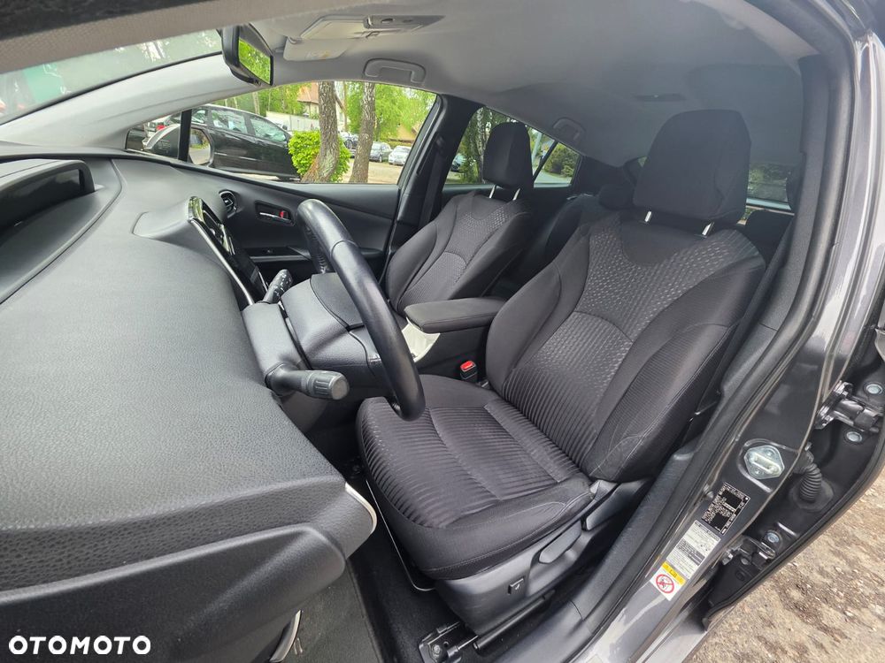 Toyota Prius 1.8 Hybrid Active - 13