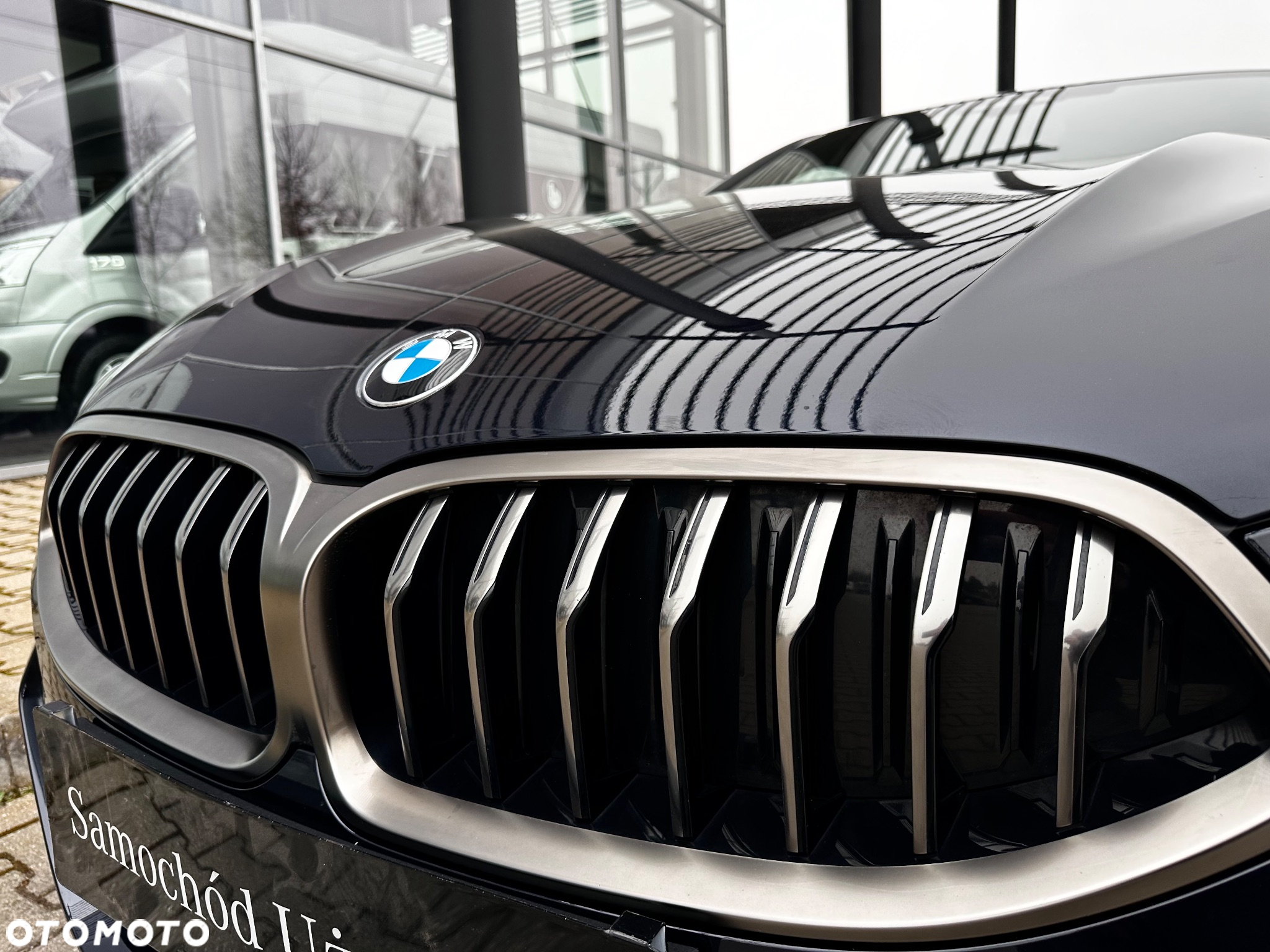 BMW Seria 8 M850i xDrive - 16