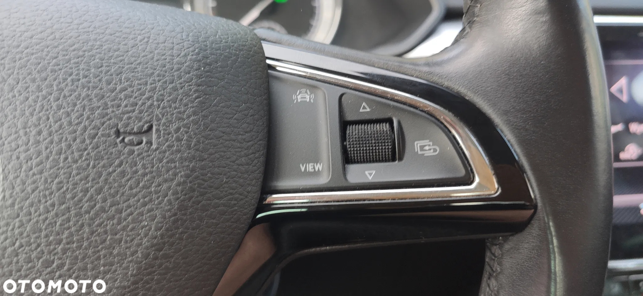 Skoda Superb 2.0 TDI SCR Ambition DSG - 11