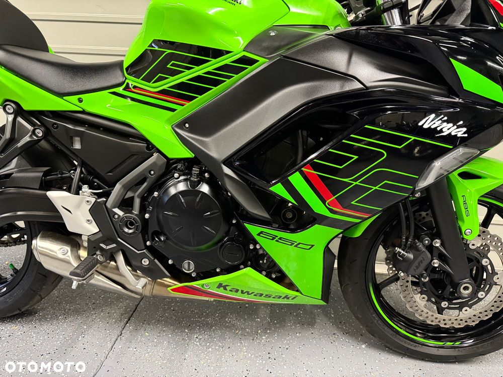 Kawasaki Ninja - 8