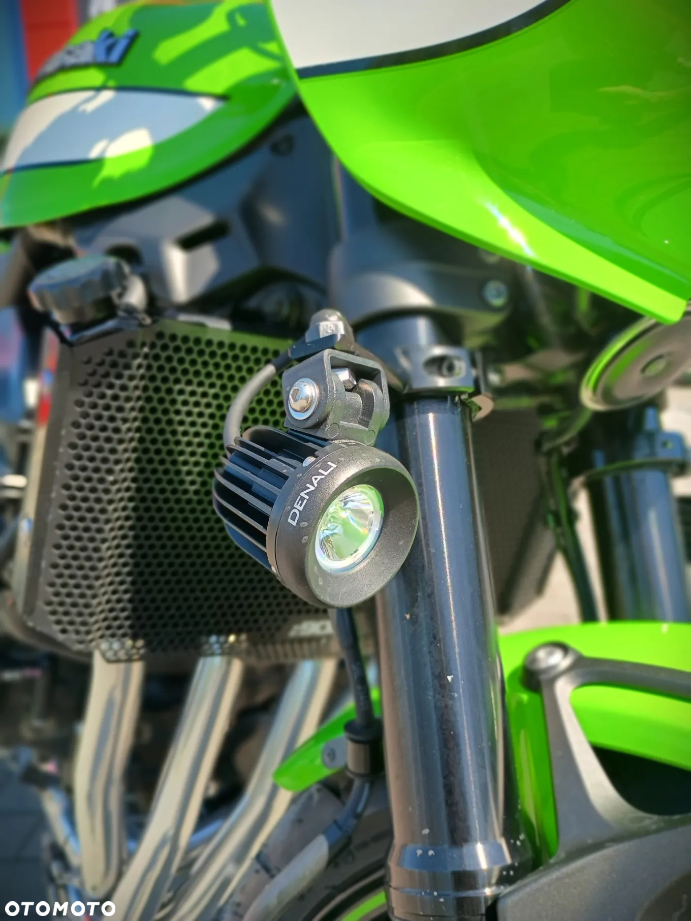 Kawasaki Z 900 RS - 10