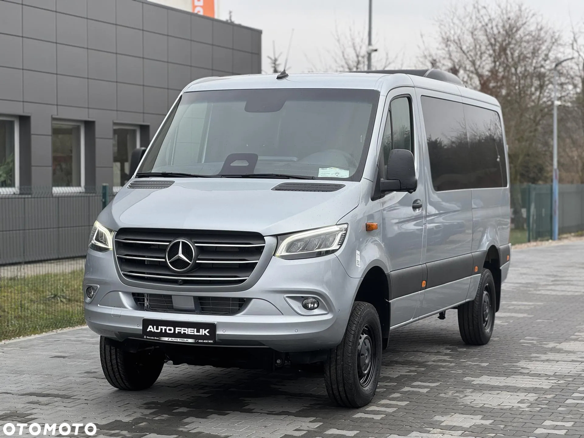 Mercedes-Benz Sprinter - 4