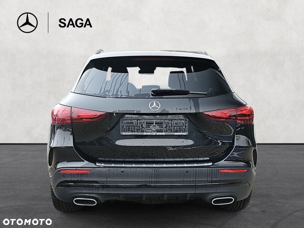 Mercedes-Benz GLA - 6