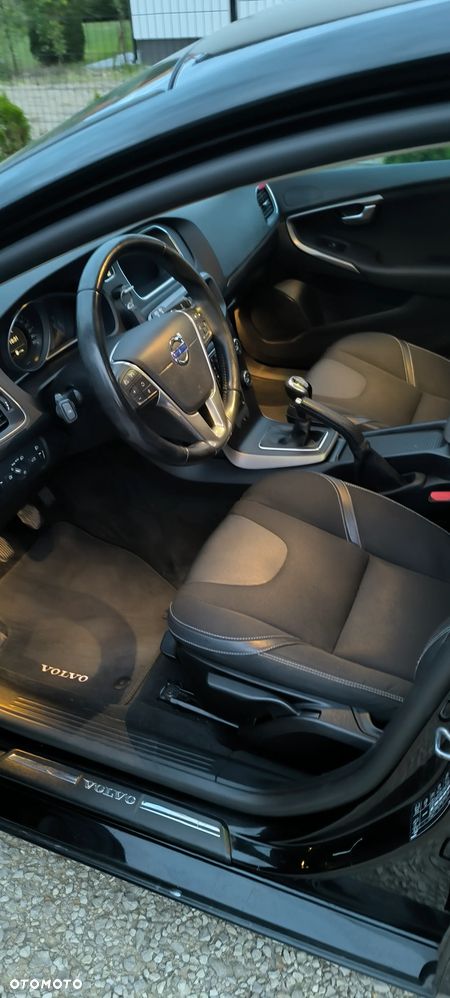 Volvo V40 - 10