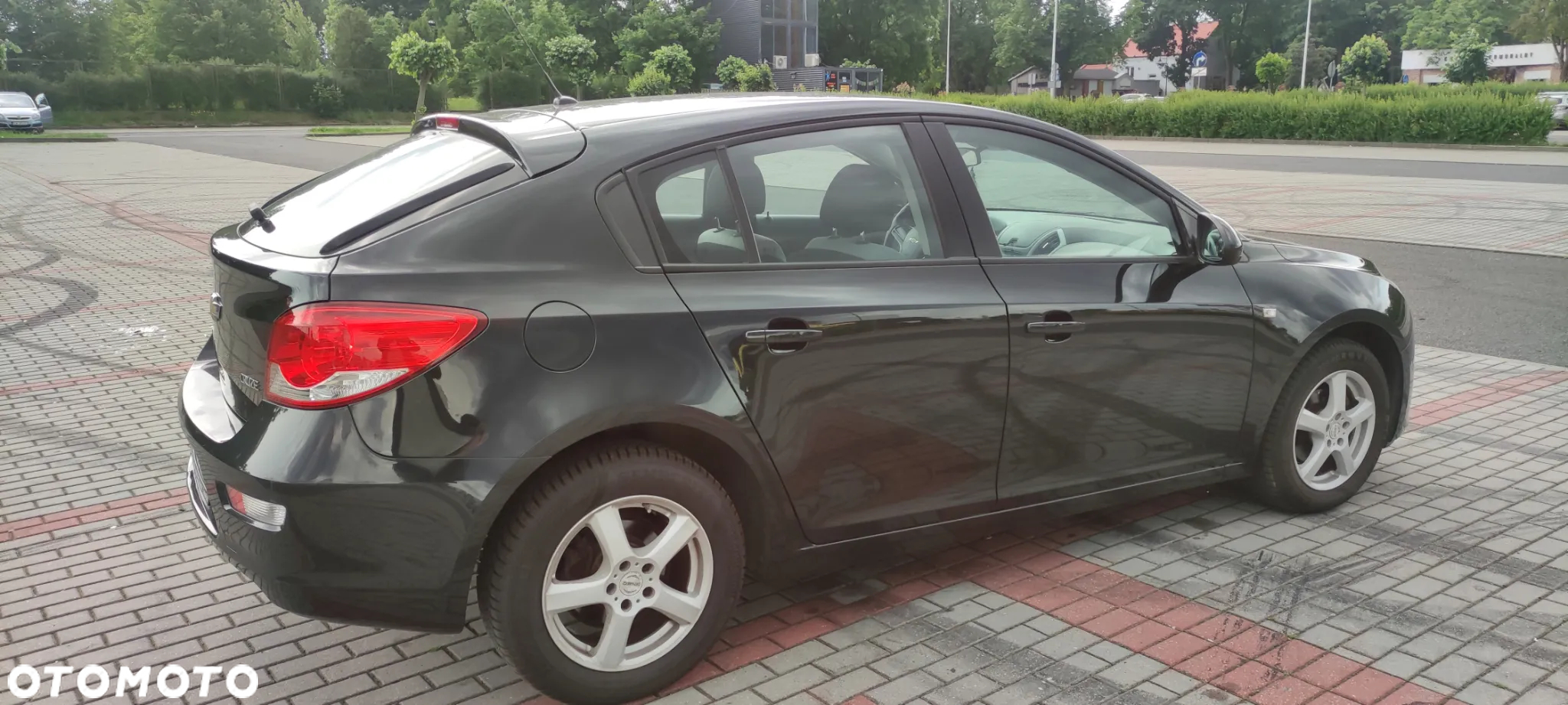 Chevrolet Cruze 1.6 LS - 8