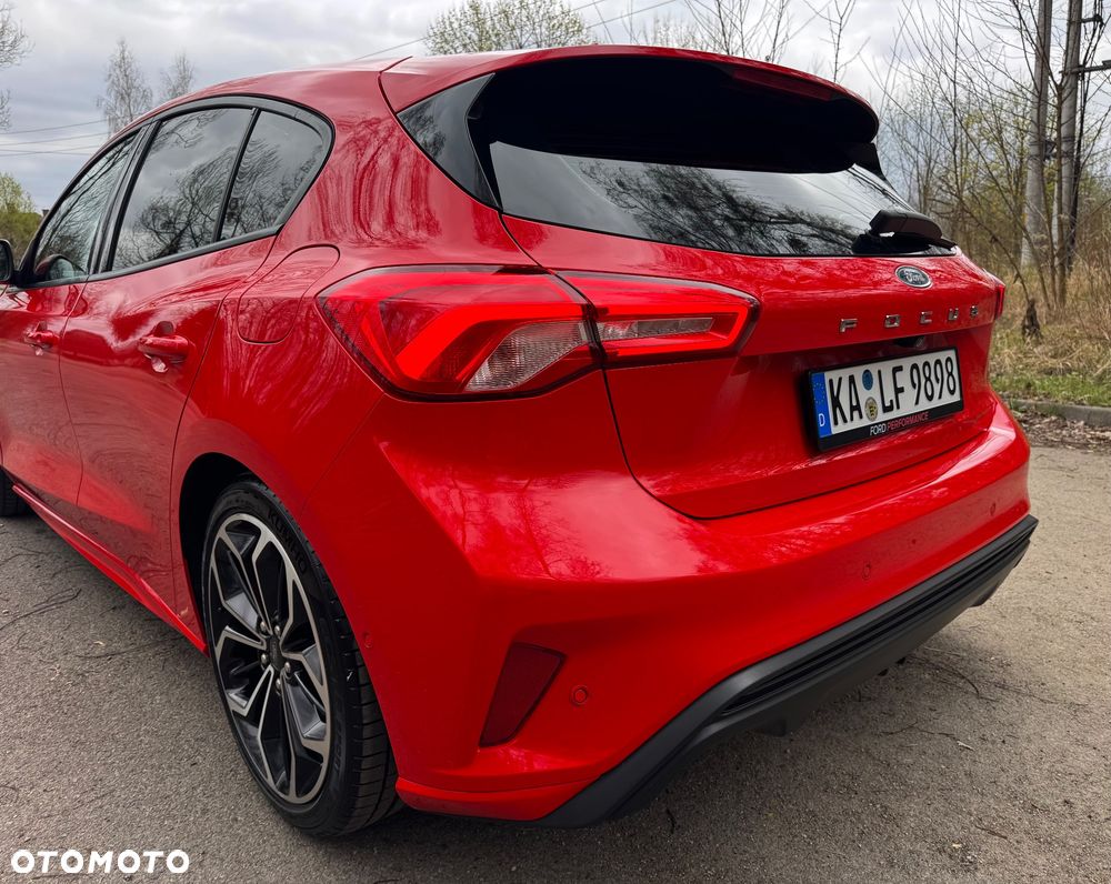 Ford Focus 1.5 EcoBlue Start-Stopp-System ST-LINE - 6