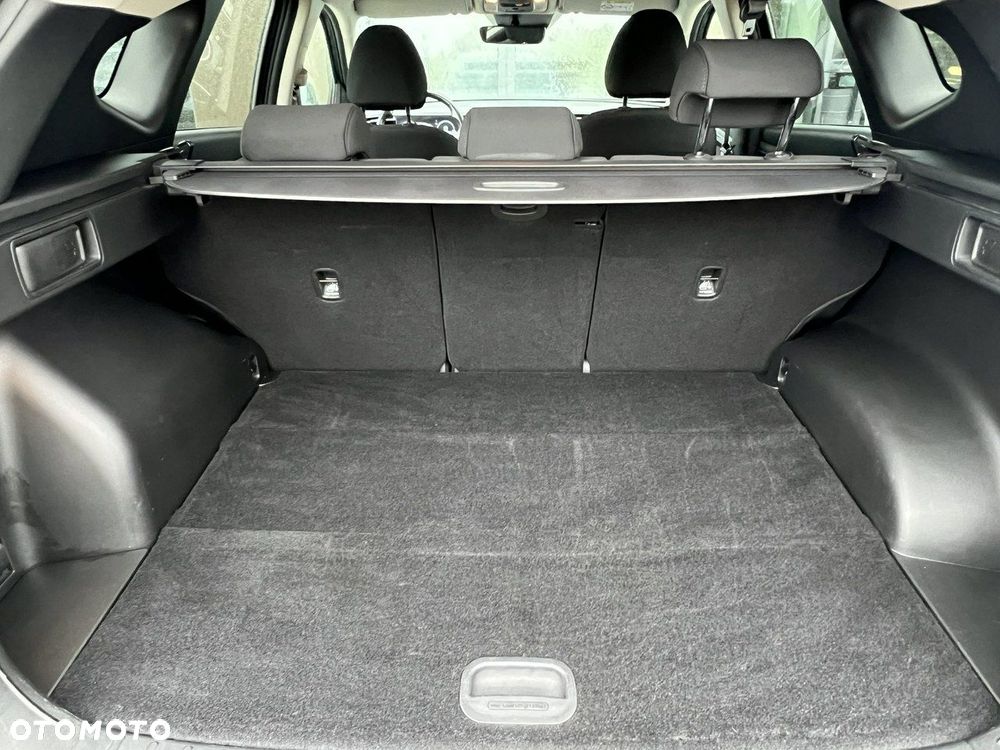 Hyundai Tucson 1.6 T-GDi HEV Executive 2WD - 32