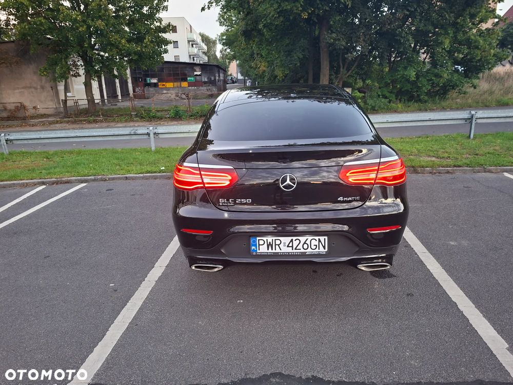 Mercedes-Benz GLC Coupe 250 4-Matic - 3